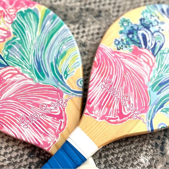Lilly Pulitzer Beach Paddle
Ball Set/Pro Kadima Beach Please print 4 piece set - Picture 5 of 9